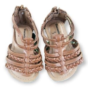 Garanimals Kids Size 5 Tan gladiator sandals